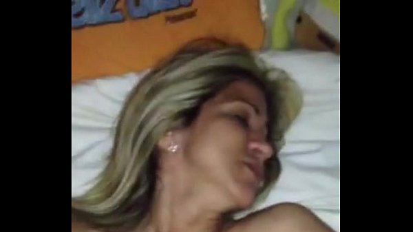 Coroa A Cima de 18 Metendo Xvideos