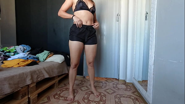 Coroa Tira Roupa Goza Su Consolo Culo Cam Video