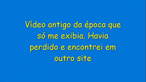 Esposa Coroa Magrinha Provocando Encanador De Shortinho Socado Na Buceta