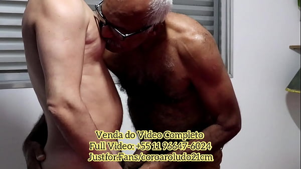 Trepada Gay Com Coroa No Caminhao