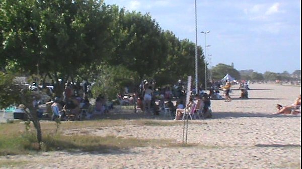 Video Coroa Fio Dental Na Praia