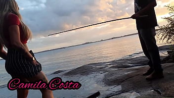 No rio com pescador